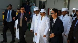 Visite du président mauritanien dans l'usine chinoise de poissons de Poly- Hondone à Nouadhibou