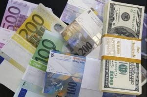 euros dollars