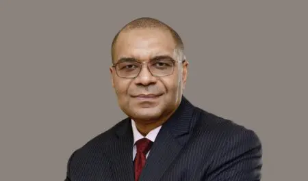 portrait Andrew Alli