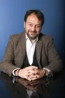 Enfin un point spécifique reste à élaborer au regard de l’ensemble des mutations normatives des enjeux ESG et de la RSE à travers le monde, c’est la définition d’une RSE africaine plus bottom-up mieux intégrée dans l’ADN du continent, mais également dans sa maturité, au regard de l’ensemble des efforts que le continent doit faire pour atteindre les objectifs de développement durable. 


