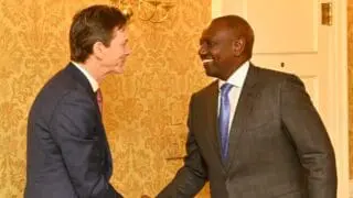 William Ruto, Peter Carter 