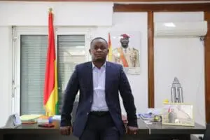L'ouverture complète du tunnel de Kailia dans la région de Mamou, près de la frontière Sud, secteur cinq du chemin de fer Simandou, est le premier à traverser toute la ligne et à jeter une base solide pour l'achèvement réussi des tâches de construction ultérieures. Il s'agit d'un tunnel à simple voie et à deux sens, sa profondeur maximale étant d'environ 173 m, et sa profondeur minimale de 16,9 m.
