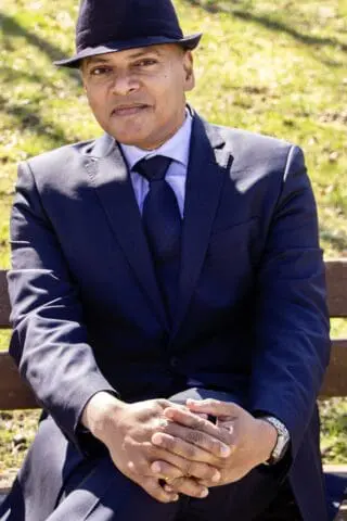 De nos jours, des institutions comme l'Alliance Française ou l'Institut Français de Pondichéry (Institut de recherche qui contribue à dynamiser le patrimoine culturel et naturel de l’Inde) continuent de véhiculer dans le Territoire la culture et la langue française. 