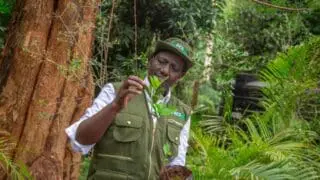 “Échanges de dette contre le climat…”