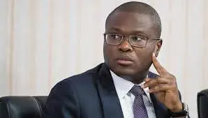 Le Bénin a tiré profit de l’appétit des marchés financiers pour les investissements sur les marchés émergents en émettant en 2019 des Eurobonds (première échéance en 2024) et en devenant, en 2021, le tout premier État souverain africain à émettre des SDG Bonds (pour atteindre les Objectifs de Développement Durable des Nations Unies).