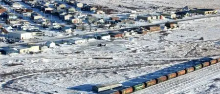 «Tenez pour certain», écrit-il à Mgr. Langevin, archevêque de Saint-Boniface au Manitoba, «Soyez assuré que deux mille Français et plus arriveront dans les Prairies canadiennes cet été.» Rien qu'en 1904, année de l'arrivée de Victor Colvez, le Père Gaire accompagna seize cents colons francs et belges au Canada.