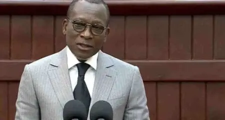 "Il y a un temps pour condamner, un temps pour exiger et un temps pour faire le point et prendre acte", a affirmé le chef de l'Etat béninois, ouvrant la voie à une reprise des relations avec le Niger.