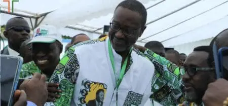 Depuis quelques semaines, les dignitaires du PDCI militent en faveur d’un consensus après des semaines de tensions et des débats d’éligibilité. Sur 5 candidats initialement déclarés, trois se sont désormais retirés, dont le vice-président du parti, Noël Akossi-Bendjo qui rallie Tidjane Thiam.