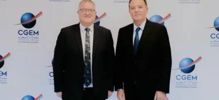 En visite à la Confédération générale des entreprises du Maroc (CGEM), le responsable britannique s’est entretenu lors d’une table-ronde, avec les membres de la CGEM et représentants du secteur privé marocain, les invitant à participer au Sommet prévu les 23 et 24 avril à Londres.