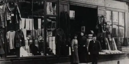 En démarrant au 7 rue Maréchal-Joffre dans la capitale bretonne, l’établissement Aux Travailleurs est inspiré du courant apparu des deux côtés de l'Atlantique en faveur du développement de magasins de vêtements professionnels.