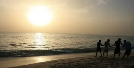 Charles Robert Godeheu de Zaimont le remplace. Quelques mois plus tard, se prépare la Guerre de Sept Ans.