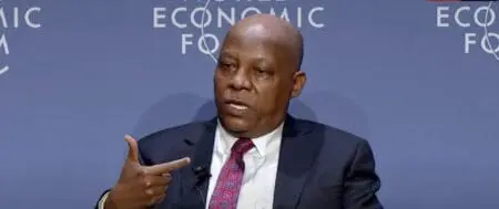 "Nous pouvons vraiment profiter de la révolution numérique", a par exemple remarqué Kashim Shettima, Vice-président du Nigeria, lors d'une discussion consacrée au projet d'une zone de libre-échange africaine (AfCFTA), qui rassemble 47 pays et au total 1,4 milliard de personnes.
