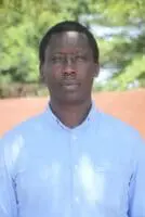 
De nationalité burundaise, directeur régional de 350Africa.org, Landry Ninteretse est un militant environnemental, bâtisseur de paix et panafricaniste. 

