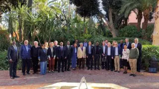 : La Fondation Brazzaville, ses amis et ses partenaires ont conçu et lancé cette nouvelle initiative appelée «Les Rencontres de Marrakech.» La première édition a eu lieu du 4 au 6 janvier 2024. En termes pratiques, il s’agit d’un lieu de réflexion et d’émulation rassemblant un certain nombre de personnalités africaines et occidentales. 