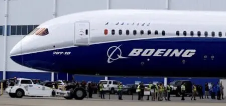 Cette évolution a d’ailleurs rendu possible par l’énorme avancée informatique qui a été à l’origine de la distribution via les GDS et du «Yield Management.»