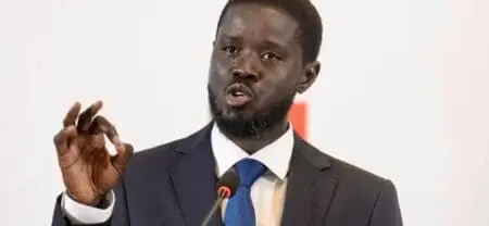 M. Faye, 44 ans, jamais porté à une fonction élective nationale auparavant, devrait devenir le cinquième et plus jeune président du pays ouest-africain de 18 millions d'habitants. Ses adversaires ont reconnu sa victoire.