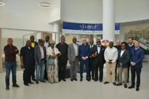 Africorp Consortium s’est imposé comme un acteur de référence, et occupe une place de choix dans l’économie marocaine et continentale. Solidement implanté dans l’Industrie & Distribution depuis plus de 50 ans avec notamment sa filiale Dolidol qui détient aujourd’hui 7 unités de production dans 5 pays africains, Africorp Consortium a réussi sa politique de diversification à la fois sectorielle - dans l’agriculture, l’éducation et les mines - et géographique – Côte d’Ivoire et Nigeria.