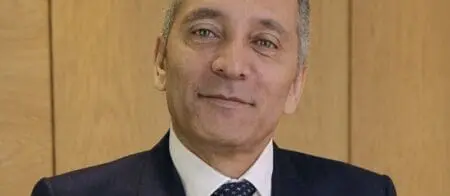 Dans son rapport annuel 2023, le groupe Société Générale ne citait pourtant pas le Maroc sur la liste des filiales mises en cession, ou même en revue stratégique comme c'est le cas pour la Tunisie. La filiale marocaine est la première du groupe en Afrique en termes de chiffre d'affaires et occupe la cinquième place au Maroc sur cet indicateur.