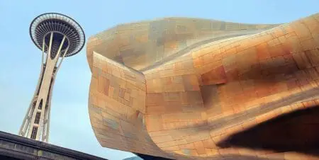 En référence aux activités historiques de création et de confection (kit de couture, aiguille aux pinces à bout rond...), le centenaire Marie-Françoise Jeanneau en 2027 est l'occasion de redécouvrir des ponts intellectuels, créatifs et littéraires autour de nombreux thèmes : lettres, poésie, dialogue des cultures, patrimoine vivant, industries créatives et culturelles.