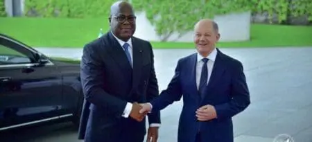 La France est la deuxième étape de la tournée diplomatique du chef de l’Etat congolais après Berlin où il a invité les dirigeants à condamner l’agression du Rwanda et ses affidés (le M23), qui contrôlent plusieurs localités dans la province du Nord-Kivu