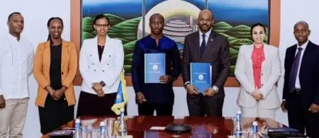 "L'AGA de cette année servira d'étape initiale pour consolider la transformation de la Banque de Développement Shelter Afrique (BDShaf) et l'élévation continue du financement du logement et du développement urbain à travers le continent. Nous nous réjouissons de l'importance accordée par le gouvernement rwandais à la fourniture de logements abordables et nous pensons qu'en accueillant notre 43ème AGA, le Rwanda sera en mesure de prendre l'initiative de façonner l'histoire du logement abordable au-delà de ses frontières", a déclaré Thierno-Habib Hann, Directeur Général de la Banque de Développement Shelter Afrique.