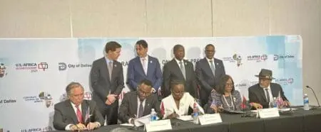 La signature de cet important accord, auquel était présent le président angolais Joâo Lourenco, entre Africa Finance Corporation (AFC) et le gouvernement angolais a eu lieu le 9 mai 2024 à Dallas, aux États-Unis d'Amérique. C’était lors du Sommet 2024 sur les Affaires États-Unis-Afrique, organisé par le CCA du 6 au 9 mai 2024. Cet accord de financement, d’un montant de 381,5 millions d'euros, est destiné à financer l'ingénierie, l'approvisionnement. et la construction de 186 ponts et les améliorations indispensables du réseau routier angolais.