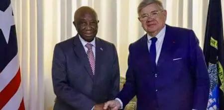 Durant cette rencontre initiée par la République du Libéria, Jean-Yves Ollivier a présenté les objectifs et les actions de l’Initiative de Lomé pour lutter efficacement contre les produits médicaux de qualité inférieure et falsifiés (PMQIF) sur le continent africain.