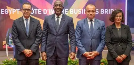 Cette mission, présidée par Souleymane Diarrassouba, ministre du Commerce et de l’Industrie de Côte d’Ivoire, avait pour objectif de faciliter les relations commerciales entre les clients d’Attijariwafa bank Égypte et ceux de la SIB, avec le partenariat du ministère du Commerce et de l’Industrie et le soutien du Vice-ministre du Commerce et de l’Industrie d’Égypte, Président du Service Commercial Égyptien, Yahia Elwathik Bellah, présent lors de l’événement aux côtés d’une trentaine d’investisseurs venus d’Égypte.