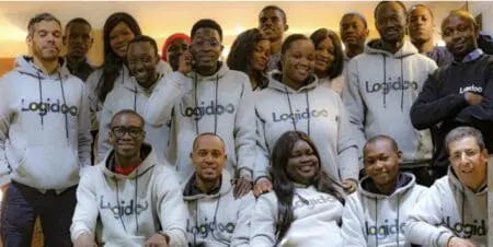 En s’associant à Skynet pour les opérations nationales et à IRsalkom pour la logistique transfrontalière, ce projet vise à accroître le potentiel commercial du Maroc en offrant aux entreprises marocaines des solutions logistiques transparentes. Cela stimulera ainsi la croissance économique et l’expansion du marché, conformément aux objectifs de la Zone de libre-échange continentale africaine (ZLECAF).