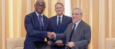 « Cette émission privée hybride durable, conforme à notre cadre de durabilité, permettra à la BOAD de renforcer la structure de son capital et, par conséquent, son profil de notation tout en répondant aux besoins de ses Etats membres en matière de production d'électricité », déclare Serge Ekué, Président de la BOAD.