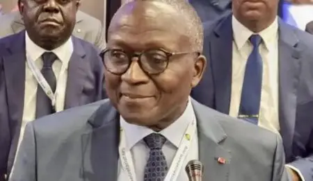 Gabon | La 4e édition du Central Africa Business Energy Forum du 23 au 25 octobre à Libreville Lors d'une conférence de presse, tenue mardi, le ministre gabonais du Pétrole, Marcel Abeke, a souligné que cette 4e édition se veut une plateforme qui permettra aux ministres et aux experts de l’énergie membres de la communauté économique des Etats de l’Afrique centrale (CEEAC) d'engager des réflexions afin de trouver des solutions à la crise énergétique persistante due à des investissements insuffisants et à des infrastructures obsolètes.