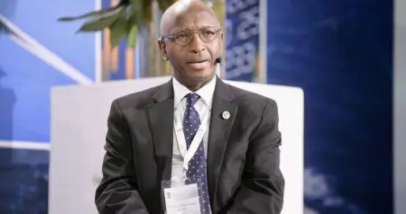 «Les fonds ont été levés avant même la constitution juridique de la Banque, avec l'Angola, le Nigeria et le Ghana parmi ses premiers soutiens financiers. Je crois que nous sommes la première banque de développement à être passée de la conceptualisation à la quasi-réalisation en un peu plus de deux ans» a déclaré le Secrétaire général de l’APPO, Omar Farouk Ibrahim, en marge de la récente Conférence Angola Oil & Gas tenue à Luanda.