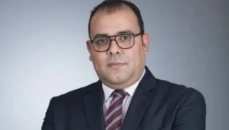 Nomination | Driss Chafik, nouveau Directeur général de Wafa Assurance Sénégal Driss Chafik est titulaire d'une maîtrise en sciences, techniques comptables et financières. Et d'un exécutive MBA. Il justifie une vingtaine d’années d'expérience dans les secteurs de l'assurance et de l'assistance. «Sa vision ambitieuse et son expertise seront essentielles pour consolider les acquis et poursuivre le développement de la compagnie», souligne un communiqué de Wafa Assurance Sénégal. Et le communiqué d’ajouter : «avec cette nouvelle nomination, Wafa Assurance Sénégal aborde l'avenir avec confiance et souhaite à M. Chafik une pleine réussite dans ses nouvelles fonctions.»