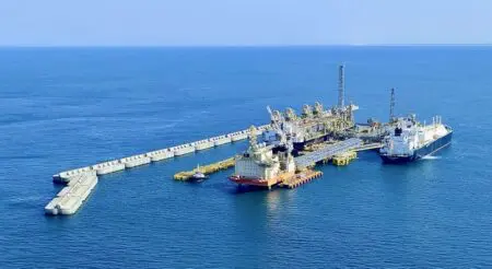   En effet, le 17 avril dernier, le géant énergétique British Petroleum (bp) a annoncé le chargement réussi de sa toute première cargaison de gaz naturel liquéfié (GNL) depuis le projet Grand Tortue Ahmeyim (GTA), situé à la frontière maritime entre le Sénégal et la Mauritanie.