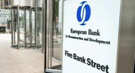 Le Conseil d'administration de la BERD a validé cette décision le 15 mai. Selon la Banque, les premiers investissements devraient débuter peu après juillet 2025. « Nous sommes ravis d'accueillir le Bénin, la Côte d'Ivoire et le Nigeria comme pays d'opérations. Nous avons hâte de lancer nos activités sur place et d'y établir des représentations permanentes », a déclaré Odile Renaud-Basso, présidente de la BERD, rapporte l’agence Reuters.