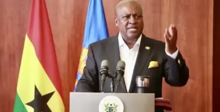 Dans un discours prononcé avant-hier lundi 5 mai à Accra, le président de la République a fixé un ultimatum à tout responsable qui ne se sera pas conformé à l'obligation de déclaration dont la date limite est mercredi 7 mai 2025. Il a prévenu qu’il sera «automatiquement renvoyé.» Ce durcissement du chef de l’Etat ghanéen s'inscrit dans une campagne de moralisation de la vie publique, alors qu’il tente de restaurer la confiance des citoyens dans les institutions, sur fond de crise économique persistante.