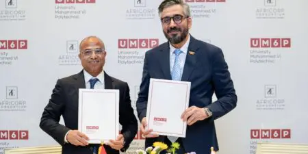 Paraphé par Abdellatif Souhail, CEO du pôle industrie, représentant la Holding Africorp Consortium et Yassine Laghzioui, Directeur général de l'UM6P Ventures et Directeur de l’Entrepreneuriat et du Capital Risque à l’UM6P, cet accord marque le lancement d’une collaboration d’envergure dans les domaines de l’ingénierie avancée, de la transformation digitale et du développement technologique et scientifique, indique un communiqué d'"Africorp Consortium."