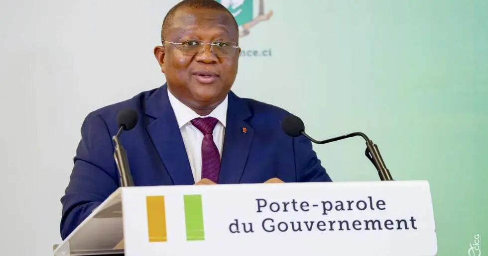 Ghana-Côte d’Ivoire | Plus de 100 millions d’euros pour le projet d’interconnexion électrique entre les deux pays Cet accord a été conclu le 13 mars dernier entre la Côte d’Ivoire et l’Association Internationale de Développement (AID) portant sur un financement de 103,3 millions d’euros répartis sur 2 tranches : un crédit A de 3,1 millions d’euros et un crédit B de 100,2 millions d’euros, selon le communiqué du dernier conseil des ministres. Selon le porte- parole du gouvernement, Amadou Coulibaly, ce financement est destiné à soutenir la Phase 1 du projet d’interconnexion WAPP-Ghana- Côte d’Ivoire, dans le cadre du programme régional du marché de l’électricité en Afrique de l’Ouest.