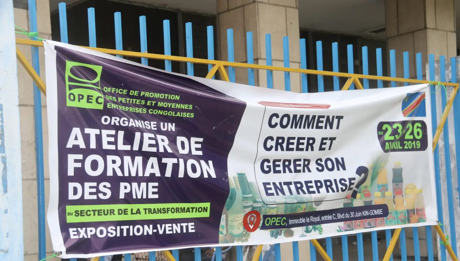 Souvent, nous sommes rapides à critiquer un entrepreneur de la communauté, mais lents à l’encourager. Le soutien est parfois conditionnel, limité, ou hypocrite. On célèbre l’échec plus que la persévérance.