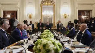 Les présidents du Liberia, du Sénégal, de Mauritanie, de Guinée-Bissau et du Gabon ont été invités pour cette rencontre centrée officiellement sur des questions commerciales, d'investissement, et de sécurité, selon des responsables interrogés par l'AFP.