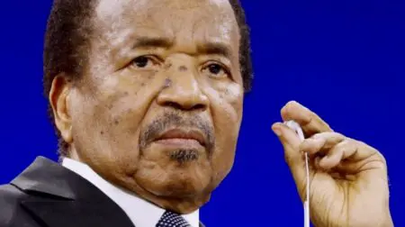 Cette annonce survient alors que le camp Biya a récemment connu plusieurs défections dans ses rangs : Issa Tchiroma Bakary, ministre chargé de l’Emploi et de la Formation professionnelle, a quitté le gouvernement avant de se déclarer candidat à la présidentielle dans la foulée sous la bannière de son parti, le Front pour le salut national du Cameroun.