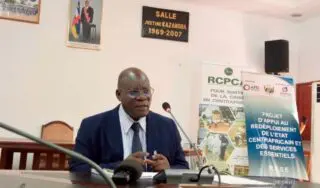 «L'un des principaux objectifs de cette Table ronde est de présenter des projets de développement concrets, porteurs d'opportunités pour les partenaires techniques et financiers, les bailleurs et les investisseurs privés et institutionnels désireux de contribuer à la transformation économique de la République centrafricaine,» ajoute le ministre de l'Économie, du Plan et de la Coopération internationale. 