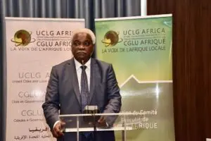 Pas de justice sociale sans justice spatiale. Cette vérité formulée par Sa Majesté le Roi Mohammed VI dans Son discours à la Chambre des Représentants du Maroc a une portée qui va bien au-delà du Maroc, et est applicable partout en Afrique. CGLU Afrique a la ferme conviction qu’elle ré lol sume parfaitement la lettre et l’esprit de la Charte Africaine des valeurs et des principes de la décentralisation, de la gouvernance locale et du développement local adoptée par les Chefs d’Etat et de Gouvernement de l’Union Africaine lors de leur Sommet tenu en juin 2014 à Malabo, Guinée Équatoriale.