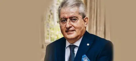 Grand Entretien | Abdou Dassouli, Ceo et fondateur de IMTIAZ Capital : «l’Afrique doit bâtir un modèle de santé solidaire, résilient et fondé sur l’innovation » 4. Impacts observés dans les pays pilotes Kenya - IBLI (International Livestock Insurance) +500 000 éleveurs protégés Réduction de 25 % de la mortalité animale Hausse de 36 % des investissements dans le bétail (achat d’aliments, soins vétérinaires).