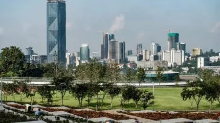 Selon Reuters, qui cite André Corrêa do Lago, président de la COP30 à Belém (Brésil), Addis-Abeba est annoncée comme hôte de la COP32, après avoir soumis sa candidature en septembre dernier face au Nigeria. L’Éthiopie bénéficie d’un large soutien du groupe africain, cinq ans après la COP27 tenue à Charm el-Cheikh, en Égypte.