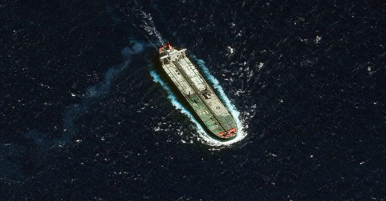 Marché pétrolier | Les pressions de Trump sur le Venezuela tendent les cours du baril Le prix du Brent a progressé de 1,31 dollar le baril, soit 2,17 %, pour atteindre 61,78 dollars le baril à la mi-journée. Le WTI américain a gagné 1,25 dollar, soit 2,2 %, à 57,77 dollars.