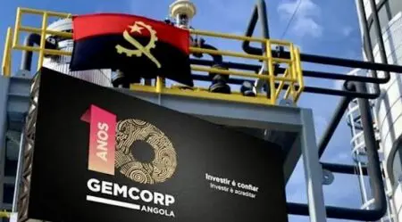 Angola | Le fonds souverain Gemcorp lance un fonds d’infrastructures Selon le communiqué conjoint, le Fonds souverain angolais apportera un investissement initial de 50 millions de dollars, susceptible d’être porté à 200 millions de dollars. De son côté, Gemcorp, basé à Londres et spécialisé dans les marchés émergents, contribuera jusqu’à 50 millions. Le reste sera levé auprès d’investisseurs internationaux désireux de diversifier leurs portefeuilles hors des marchés américains et européens. Pour Armando Manuel, Président du FSDEA, l'ambition est claire. «Nous investissons des capitaux dans cette initiative afin d'attirer d'autres investisseurs, notamment les acteurs du Golfe, vers les vastes opportunités que nous avons sur le continent,» a-t-il confié à Reuters.
