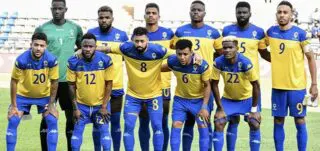 Le gouvernement gabonais a annoncé la suspension de l'équipe nationale, le limogeage de l'entraîneur, et l'exclusion de Pierre-Emerick Aubameyang, l’emblématique capitaine de la sélection à la suite de trois défaites lors de la phase finale de la CAN.