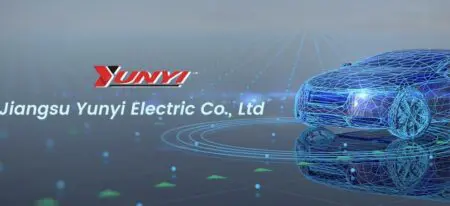 Maroc|Industrie automobile : Les Chinois séduits par le Royaume Le Maroc attire depuis quelques années de nombreux fabricants chinois de composants automobiles et de batteries électriques tels que Gotion High Tech, Guangzhou Tinci Materials Technology, et BTR New Material Group. Outre la proximité des marchés européens, la disponibilité d’une main-d’œuvre qualifiée et les bonnes performances logistiques de son complexe portuaire de Tanger Med, les groupes qui s’implantent au Maroc peuvent profiter des avantages des accords de libre-échange avec l’Union européenne (UE) et les Etats-Unis.