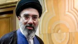 "Nous nous vengerons du sang perdu, et surtout des tueries qui ont eu lieu dans ces écoles, nous ne les oublierons pas", a-t-il notamment déclaré